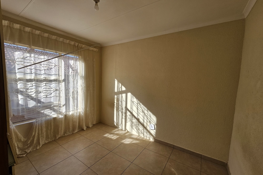 To Let 3 Bedroom Property for Rent in Tlhabane West North West